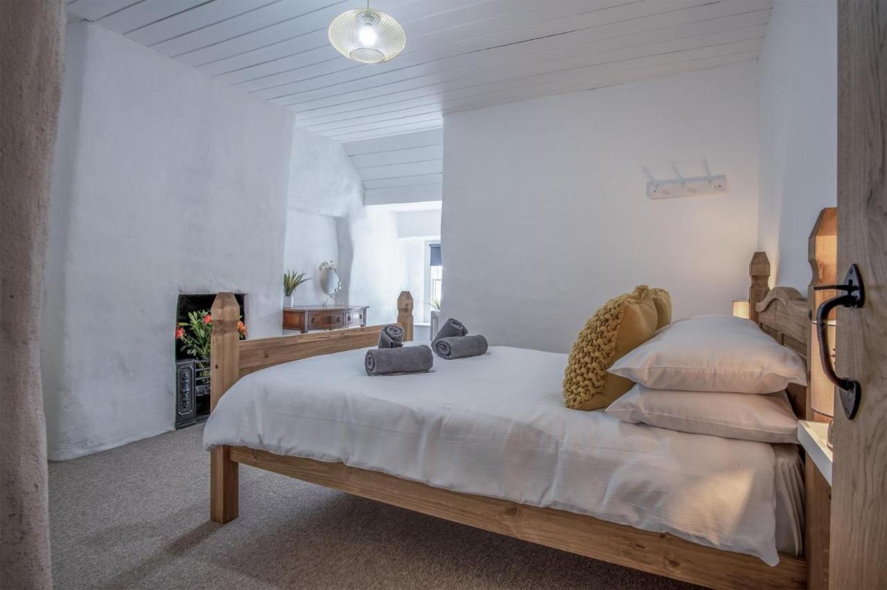 Brook Cottage - 2 Bedroom Cottage - Dale Esterno foto